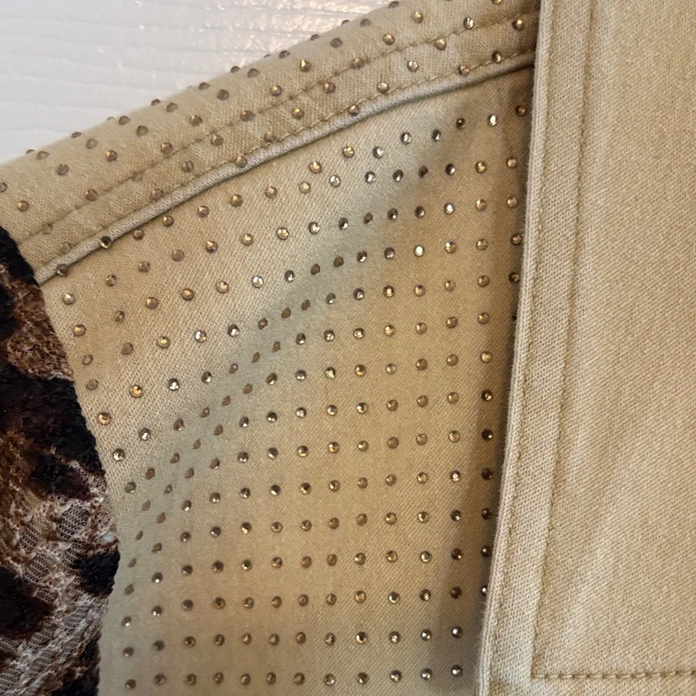 A.Z.I Embellished Brushed Denim Jean Jacket w/Leopard Print Cut-Out sz Small - Picture 3 of 14